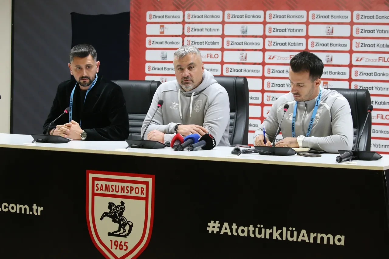 Samsunspor'un hocası Reis'ten Musaba'ya Fenerbahçe tepkisi: Bu davranış saygısızca