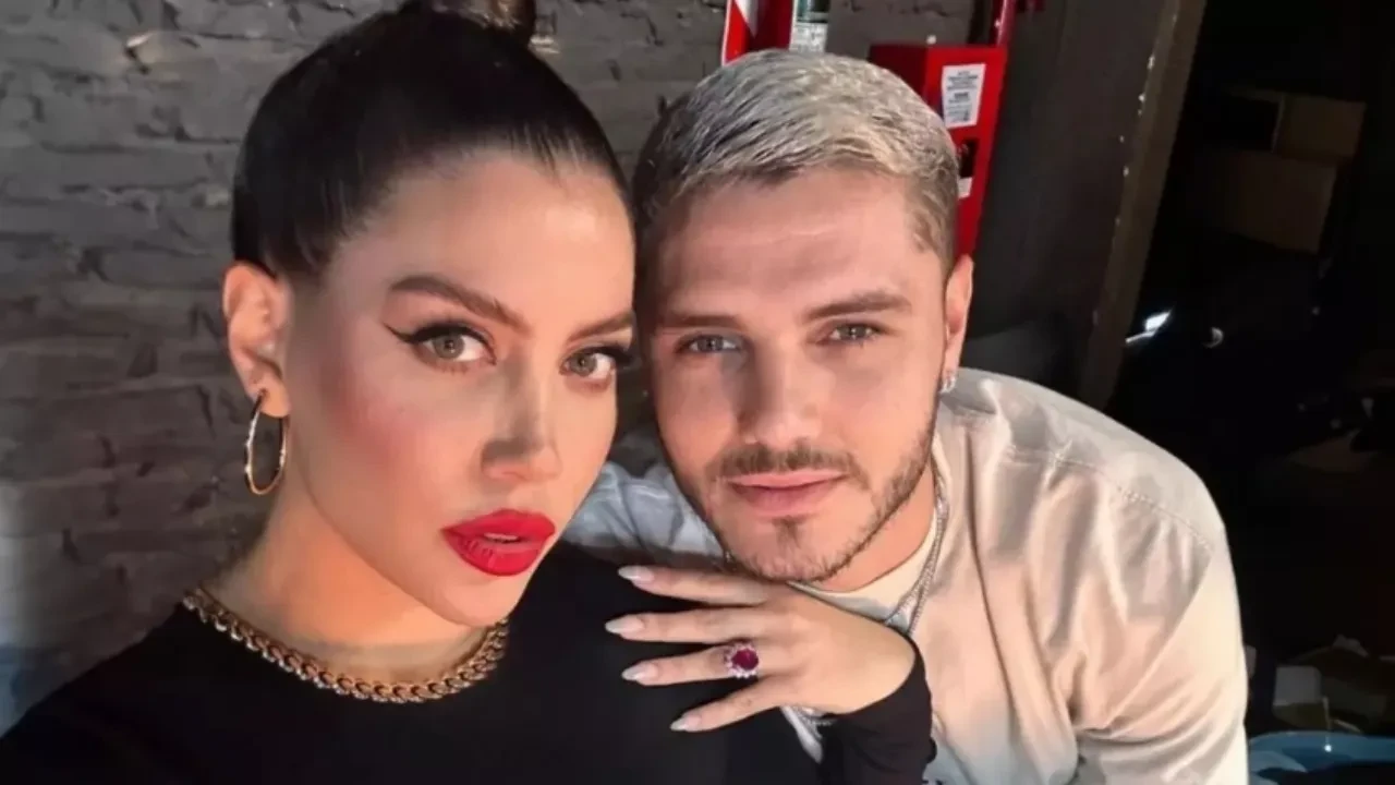 Wanda Nara Mauro Icardi'ye tavuk büyüsü yaptırdı! Icardi tavuk kümesine girerek olayı ti'ye aldı 