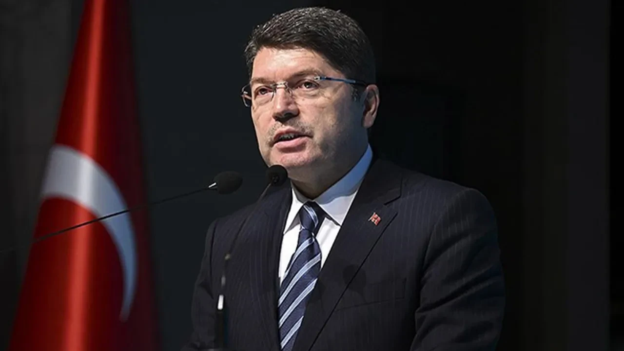 11. Yargı Paketi yürürlüğe girdi! Trafikte araca saldıranlara hapis cezası