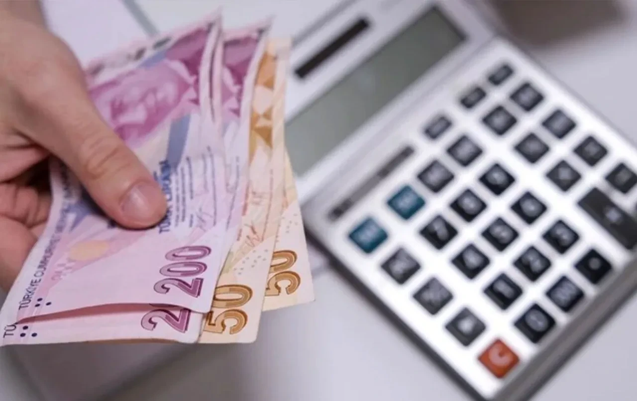 Asgari ücret kararı Resmi Gazete'de: Ara zam detayı dikkat çekti!