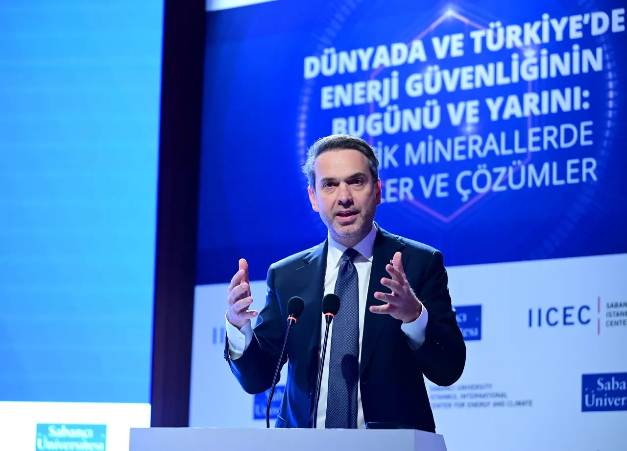 Bakan Bayraktar duyurdu: 2026'da nükleer ve yerli üretim şahlanıyor