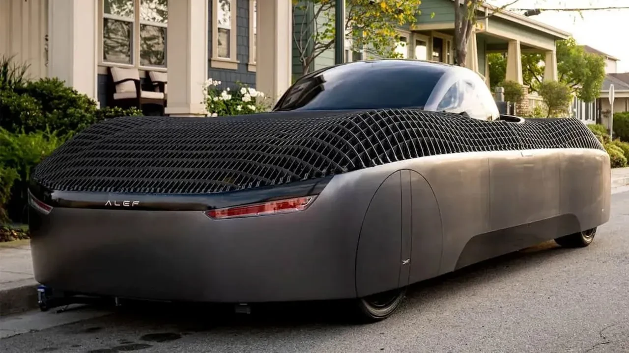 Batman filmlerini aratmayan uçan otomobil üretime girdi: İşte Alef Model A fiyatı ve özellikleri