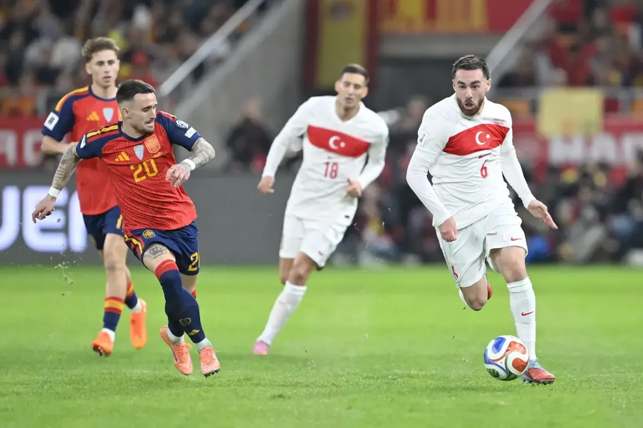 Beşiktaş’ta Salih Özcan ısrarının sebebi belli oldu! Transferde Orkun Kökçü detayı