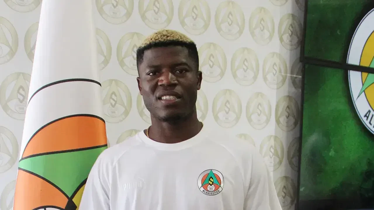 Fenerbahçe, Maestro'nun peşinde! Alanyaspor'un istediği rakam şoke etti