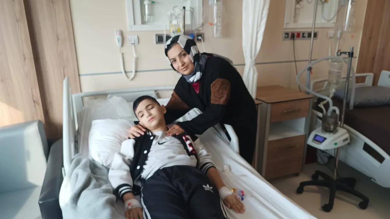 Hayatı zehir oldu! 52 gündür hiç durmadan öksürüyor: Ne yemek yiyebiliyor ne de uyuyabiliyor 