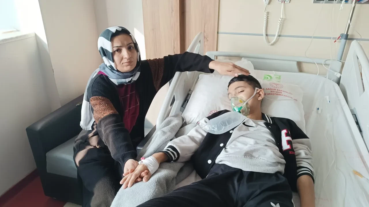 Hayatı zehir oldu! 52 gündür hiç durmadan öksürüyor: Ne yemek yiyebiliyor ne de uyuyabiliyor 