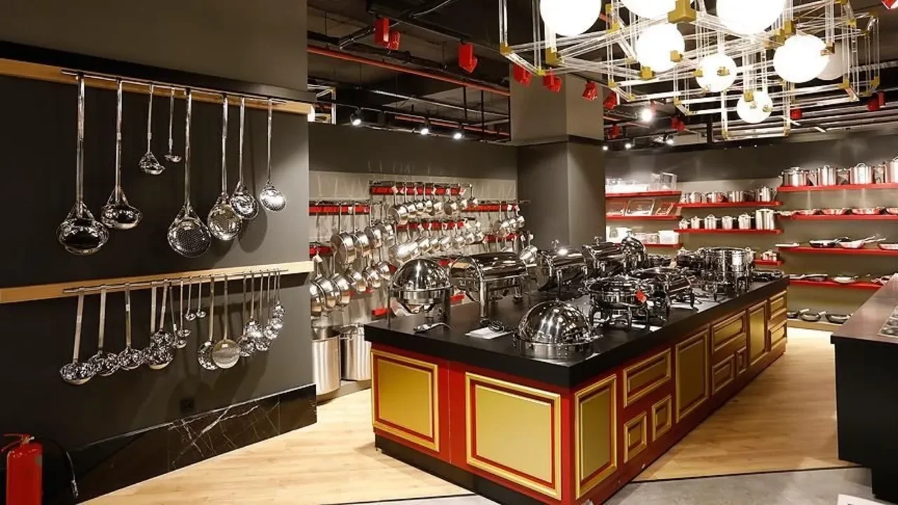 Mutfağınızdaki o tavayı hemen çöpe atın: Yemek değil resmen zehir pişiriyorsunuz