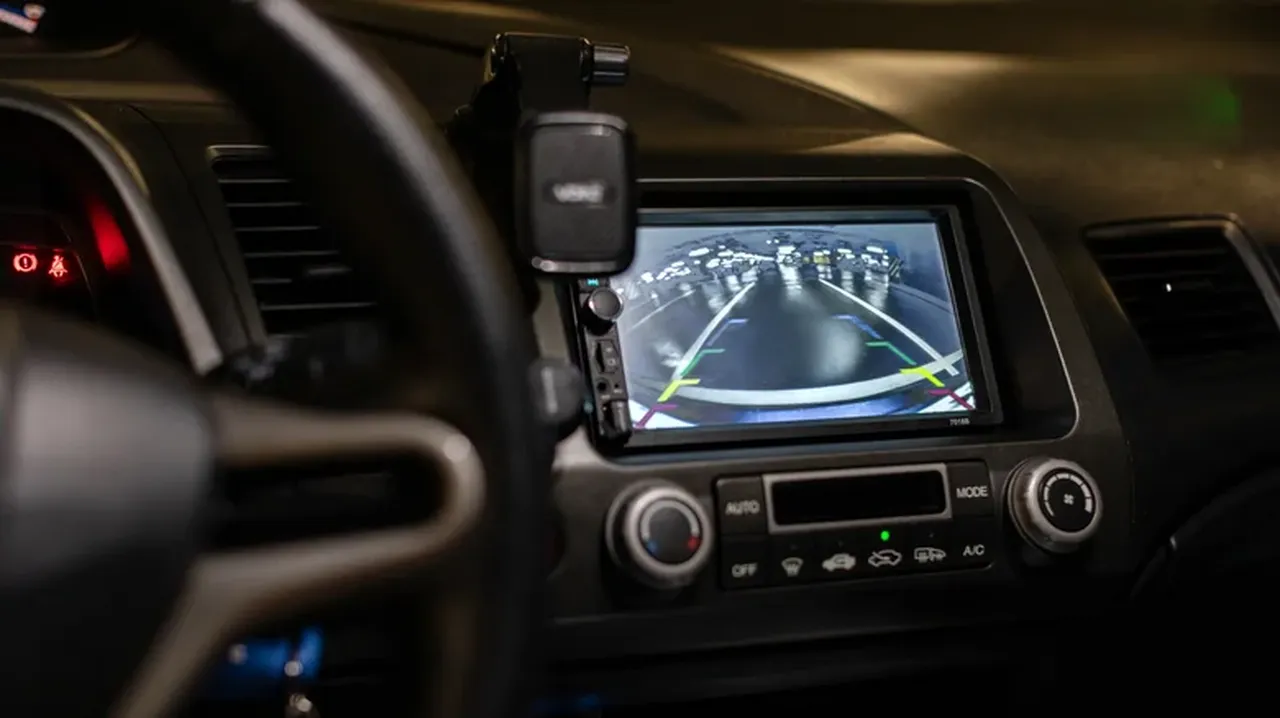 Otomobil devlerinin pazarlama tuzağı! Kimsenin kullanmadığı özelliklere servet ödeniyor