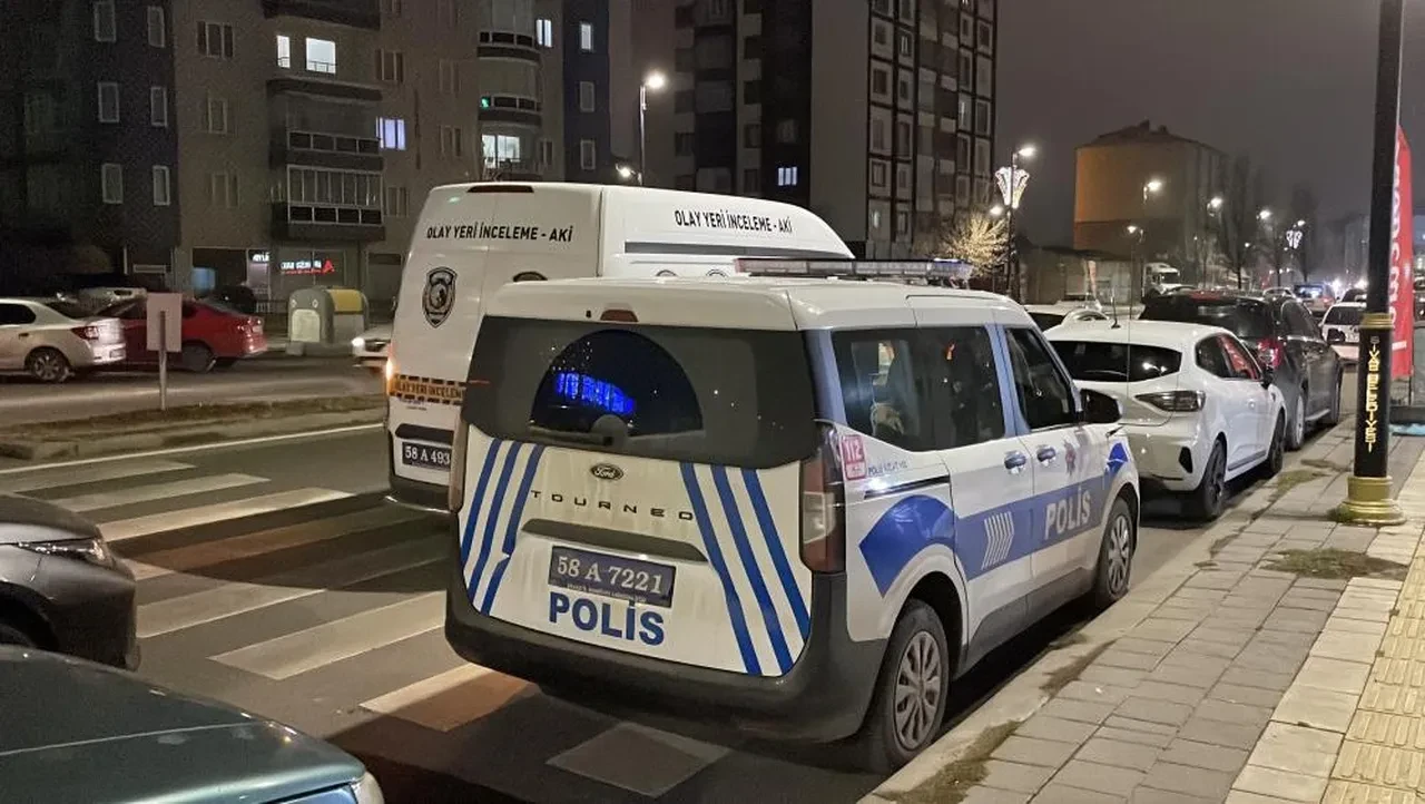 Sivas'ta kardeş kavgası kanlı bitti! Ağabeyini bıçaklayarak öldürdü