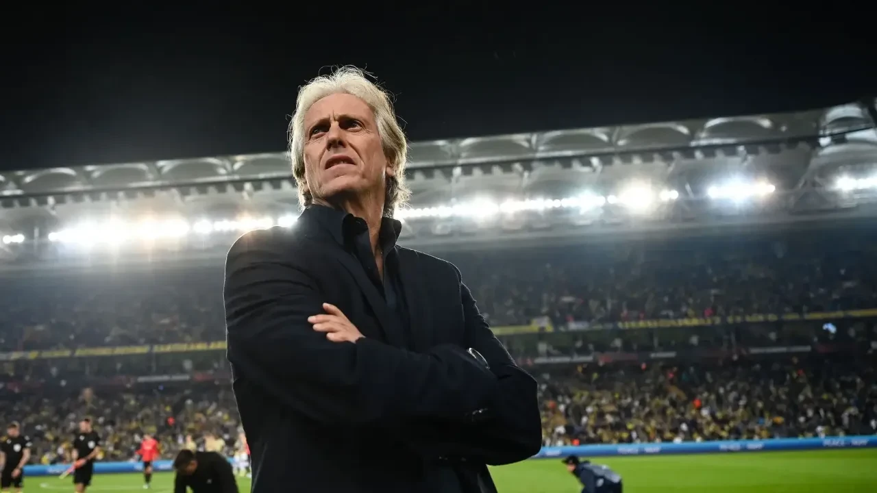 Süper Lig'in ilk yarısına damga vuran yasak: Jorge Jesus'un Fenerbahçe dönemi sonrasında yine aynı karar!