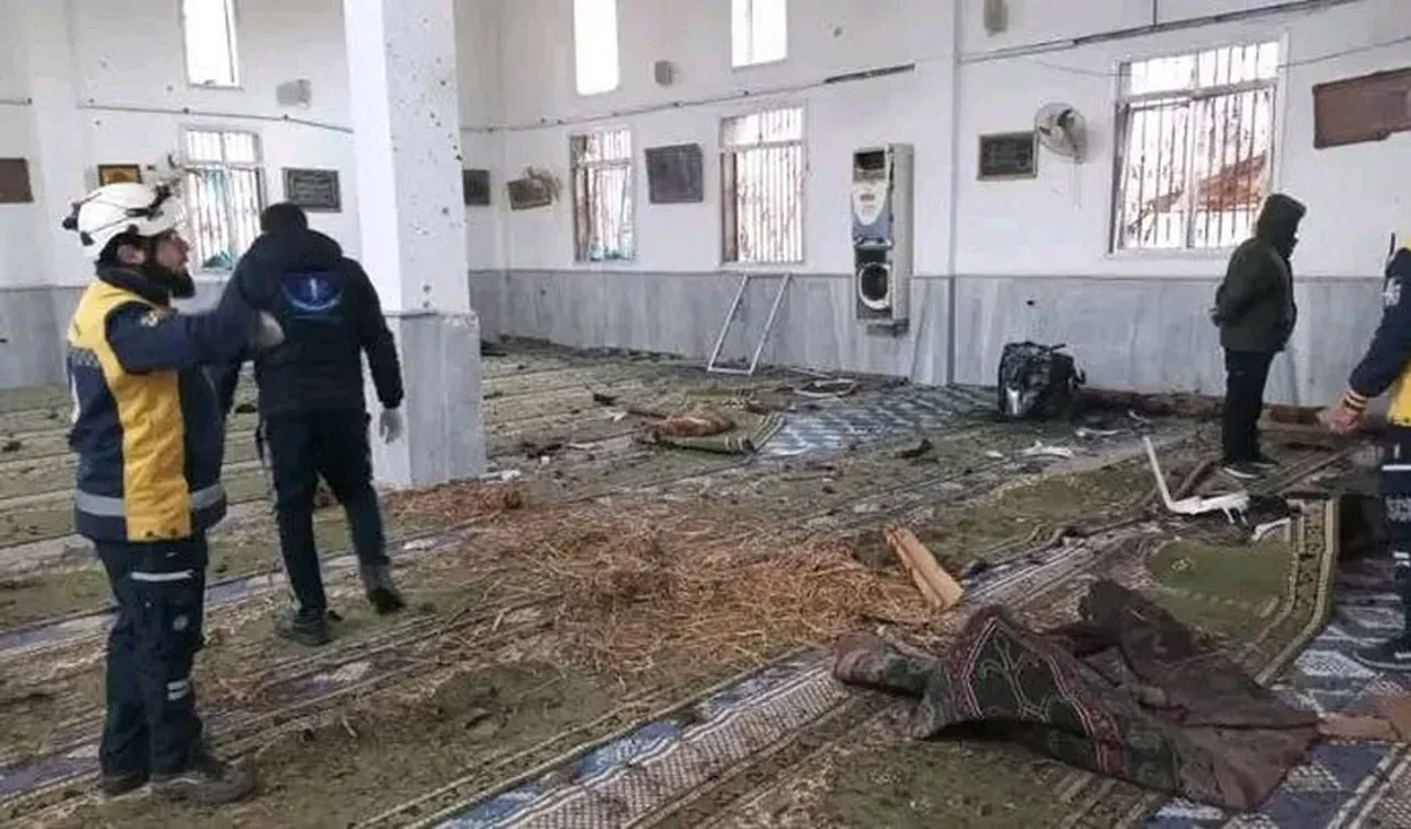 Suriye'de camiye bombalı saldırı! Ölü ve yaralılar var 