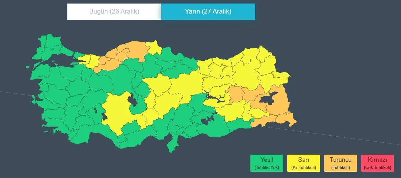 Türkiye'nin yarısını kar fırtınası vuracak! Meteoroloji, AFAD ve İçişleri Bakanlığı'ndan peş peşe uyarılar: Buzlanma, don, tipi