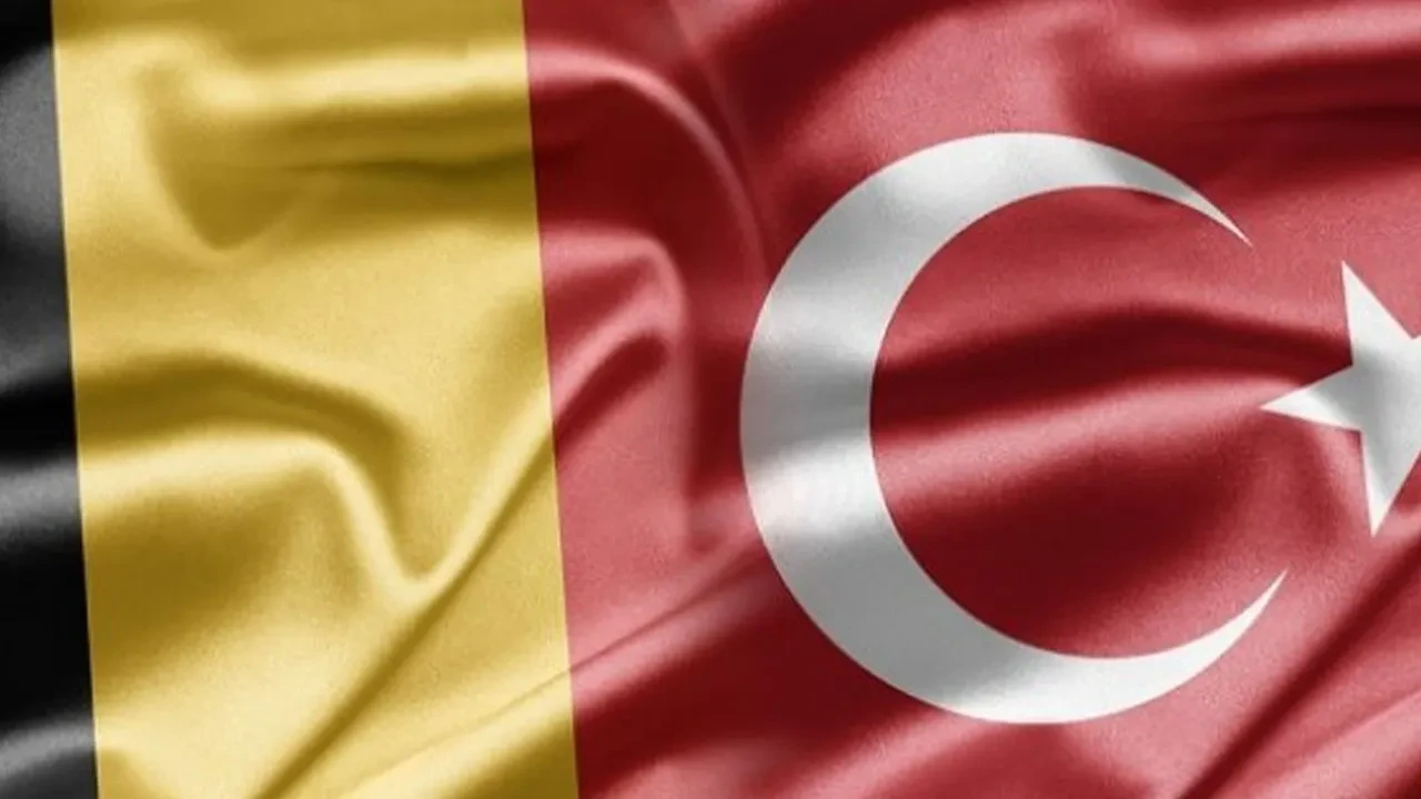 Türkiye-Belçika bayrakları