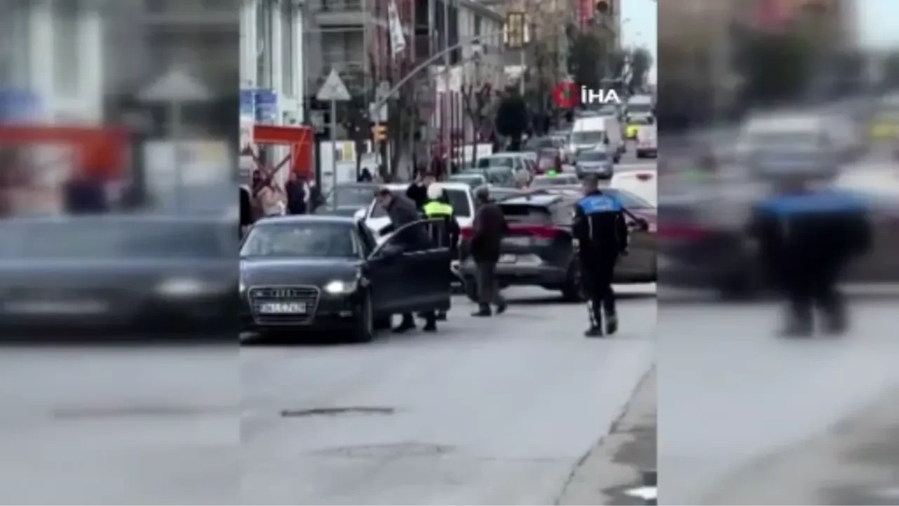 Avcılar'da yol verme tartışması kavgaya döndü!