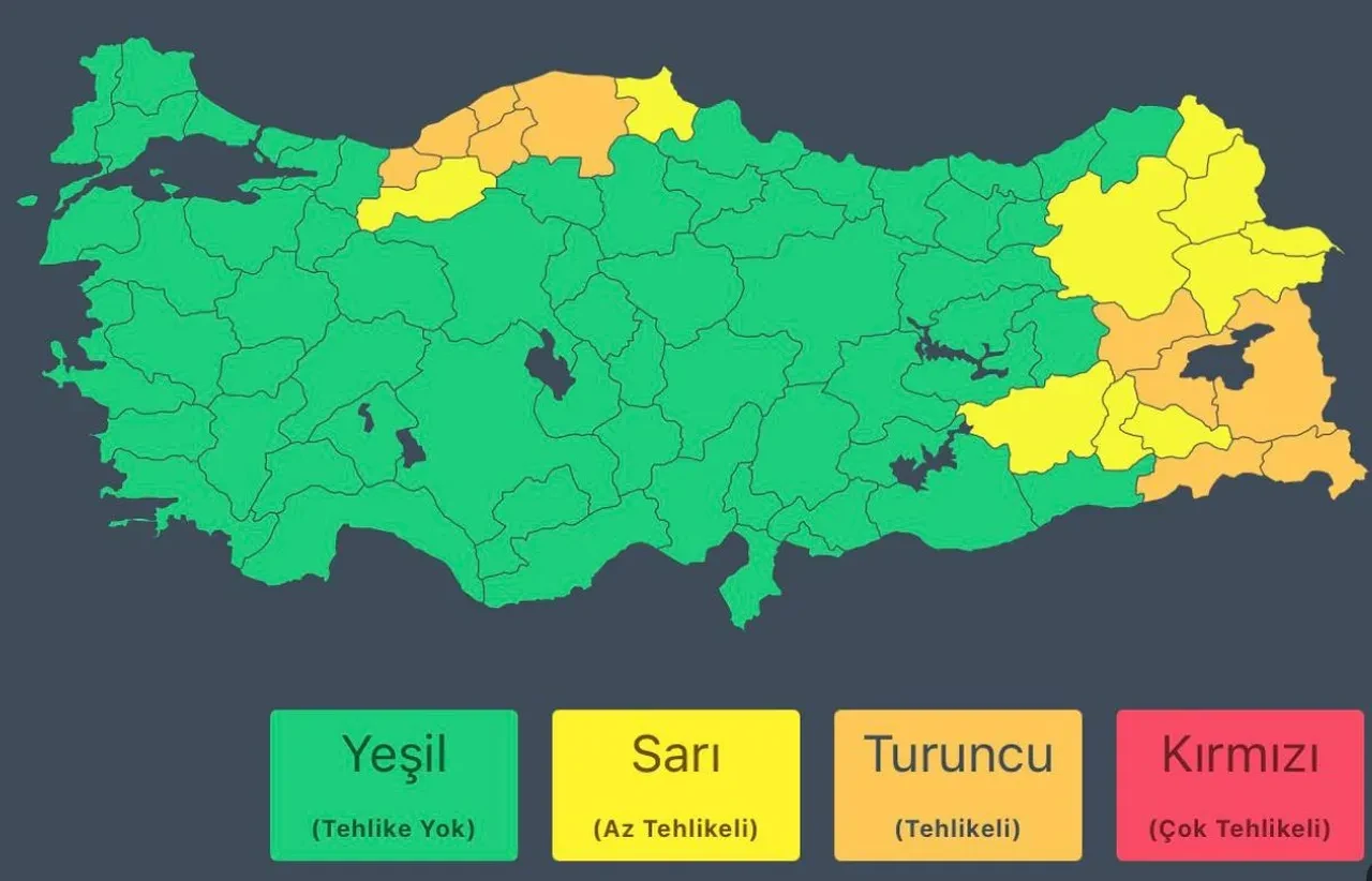 Beklenen kar yağışı geliyor, 20 santimi aşacak! Meteoroloji tek tek illeri saydı, bakanlık uyardı