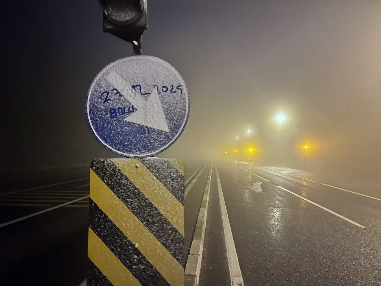 Bolu Dağı geçişi beyaza büründü, beklenen kar başladı