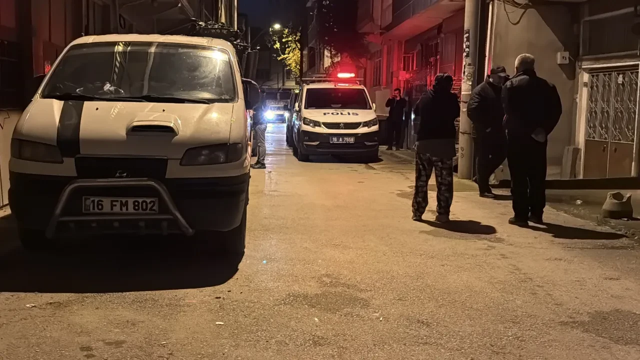 Bursa'da baba oğul tartışması kanlı bitti! Çıkan kavgada babasını bıçakladı