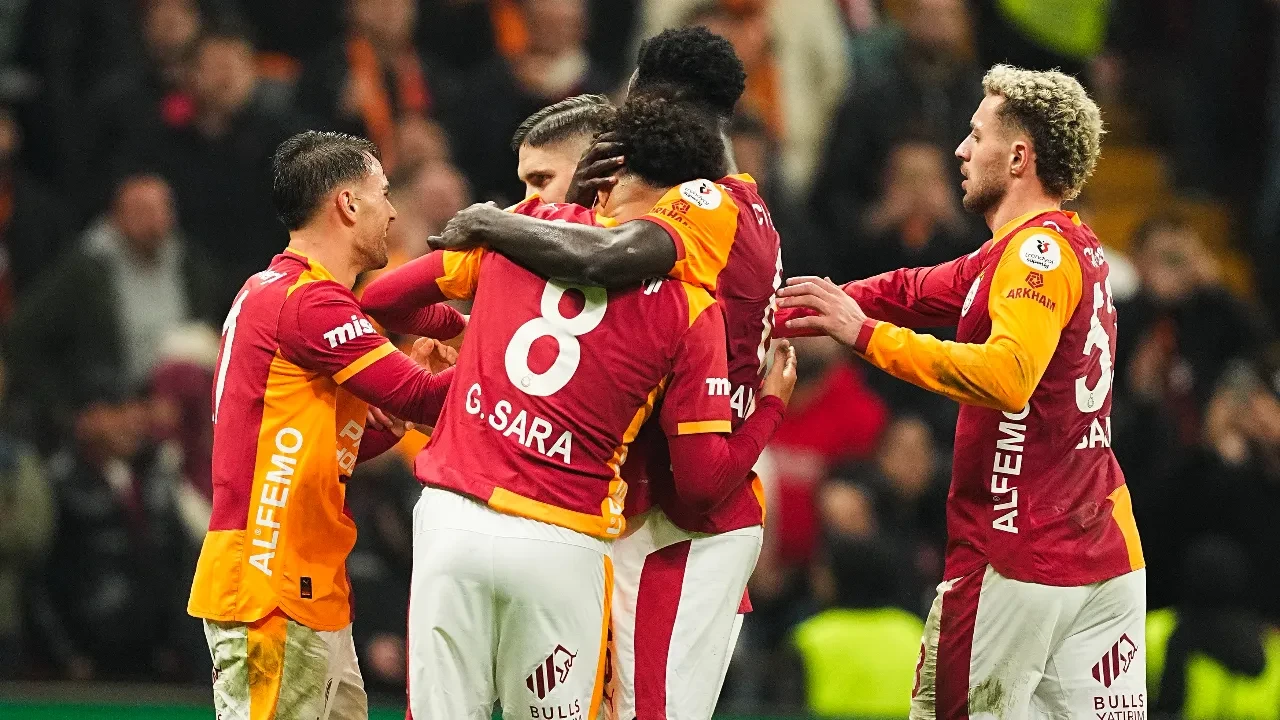 Galatasaray 25 milyon Euroluk teklifi reddetti!