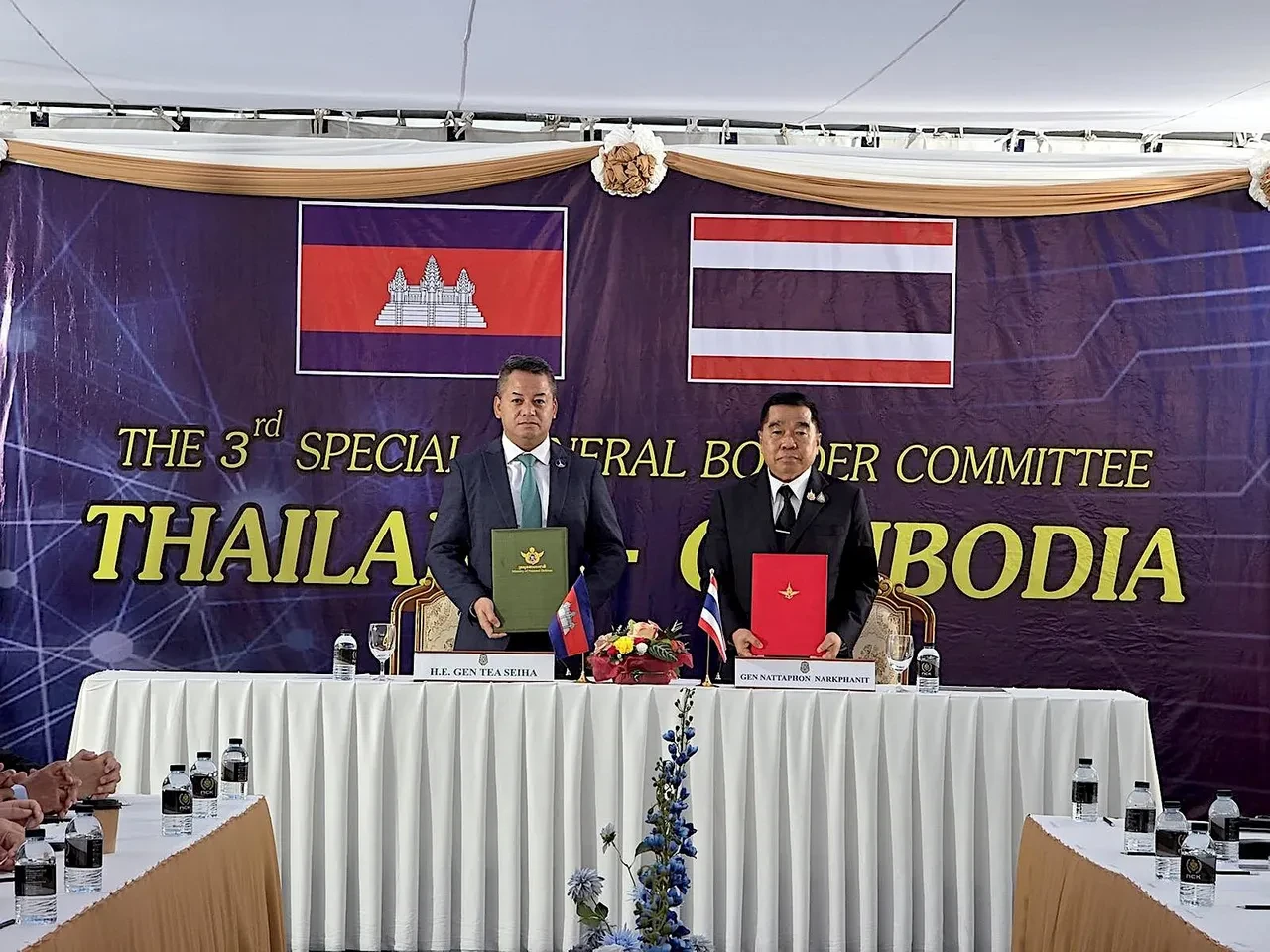 Geçici ateşkese imzalar atıldı! Tayland ile Kamboçya arasında 72 saatlik kritik süreç başladı