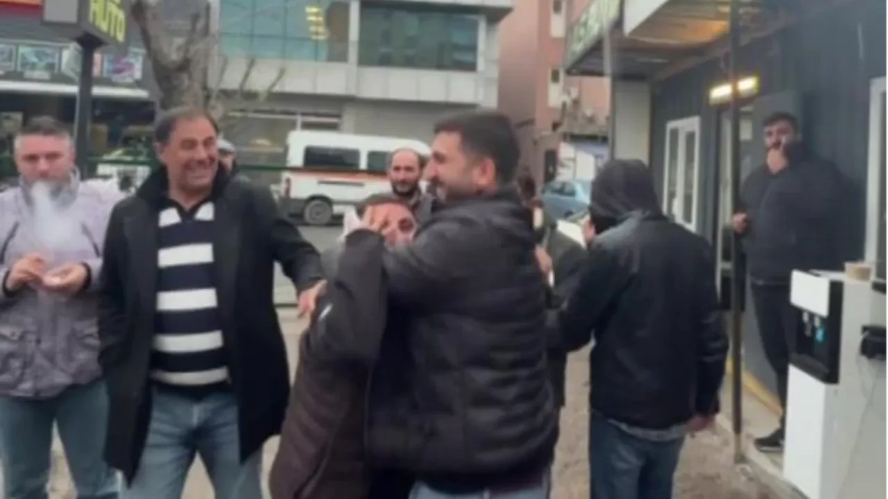 50 bin liraya araç satıyor, Türkiye’nin dört bir yanından gelenler sıraya girdi!