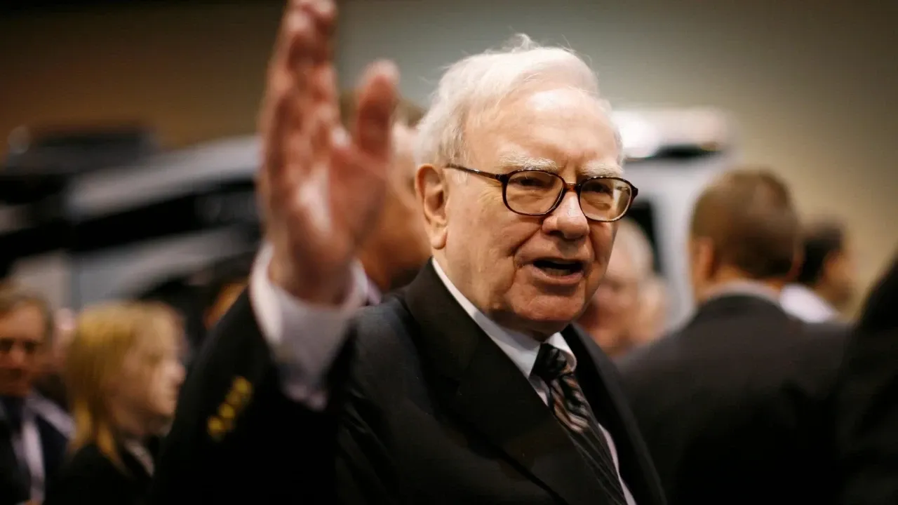 Altın zirvede, Buffett mesafeli: Ünlü yatırımcı neyi bekliyor?