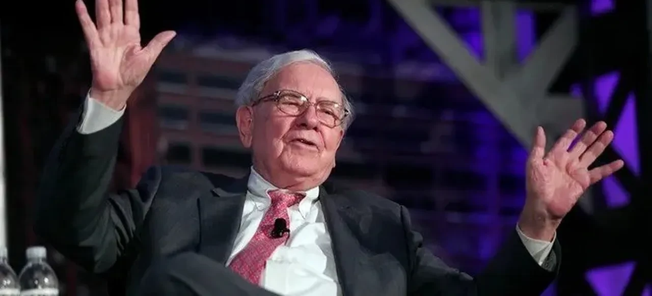 Altın zirvede, Buffett mesafeli: Ünlü yatırımcı neyi bekliyor?