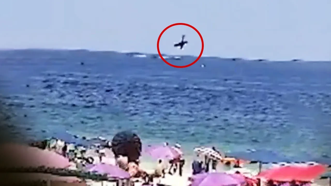 Brezilya'da uçak okyanusa düştü! Kaza anı kamerada