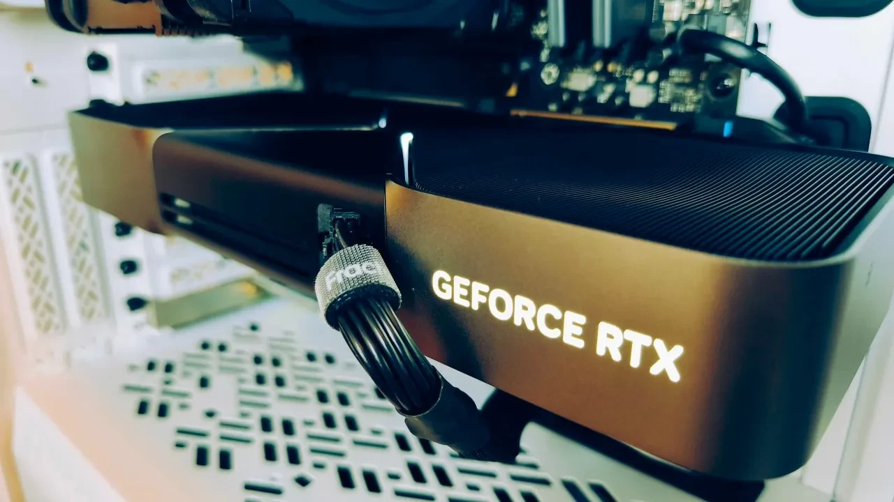Çinliler 32 GB GeForce RTX 5080 üretti
