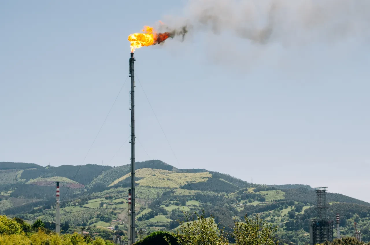 Dünyanın en çok doğalgaza sahip ülkeleri belli oldu! Türkiye rezervleri ile listeye hızlı giriş yaptı, pek çok ülkeyi geride bıraktı