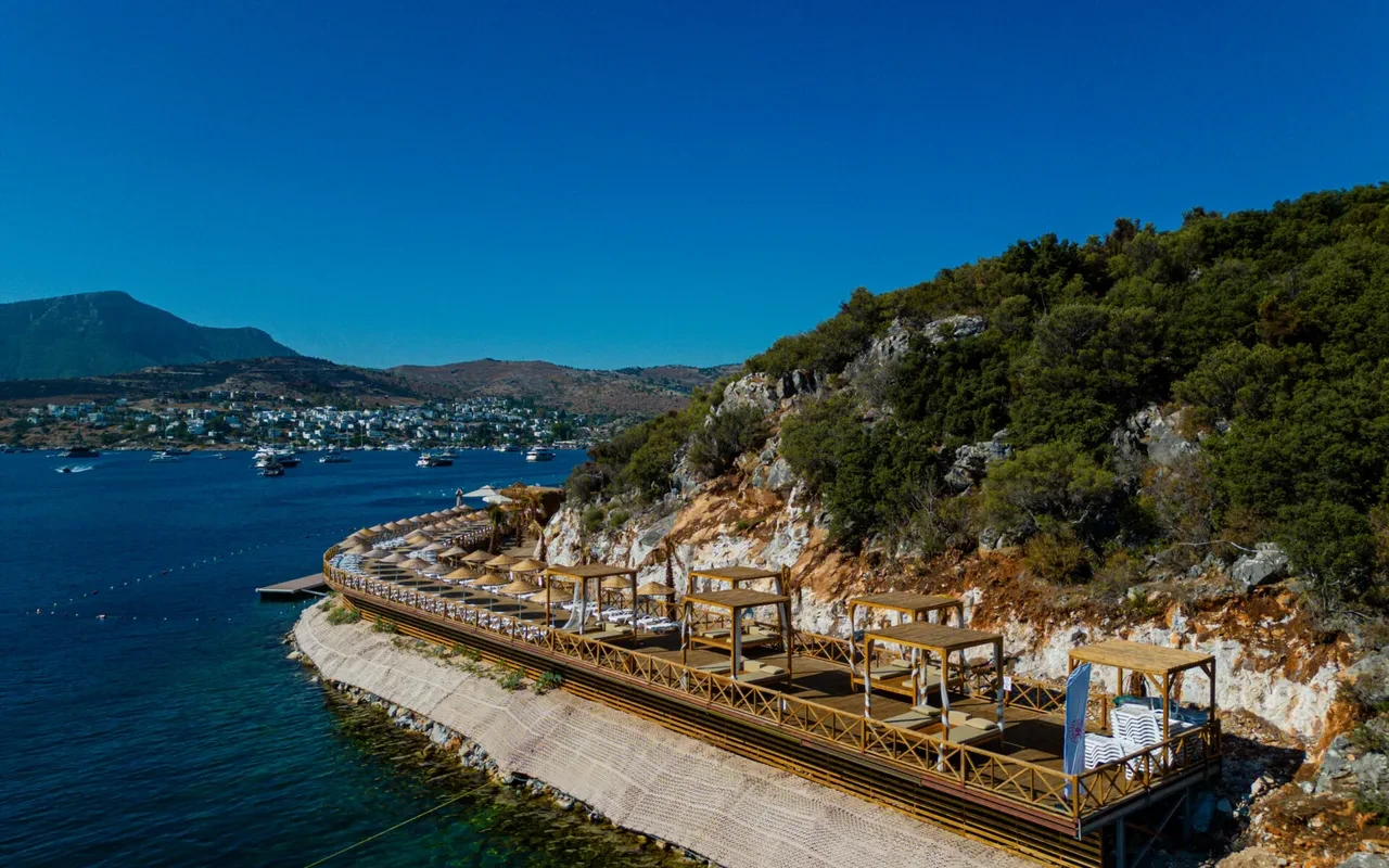 Halk plajlarına rekor ilgi! 3 milyondan fazla vatandaş denizin tadını ücretsiz çıkardı