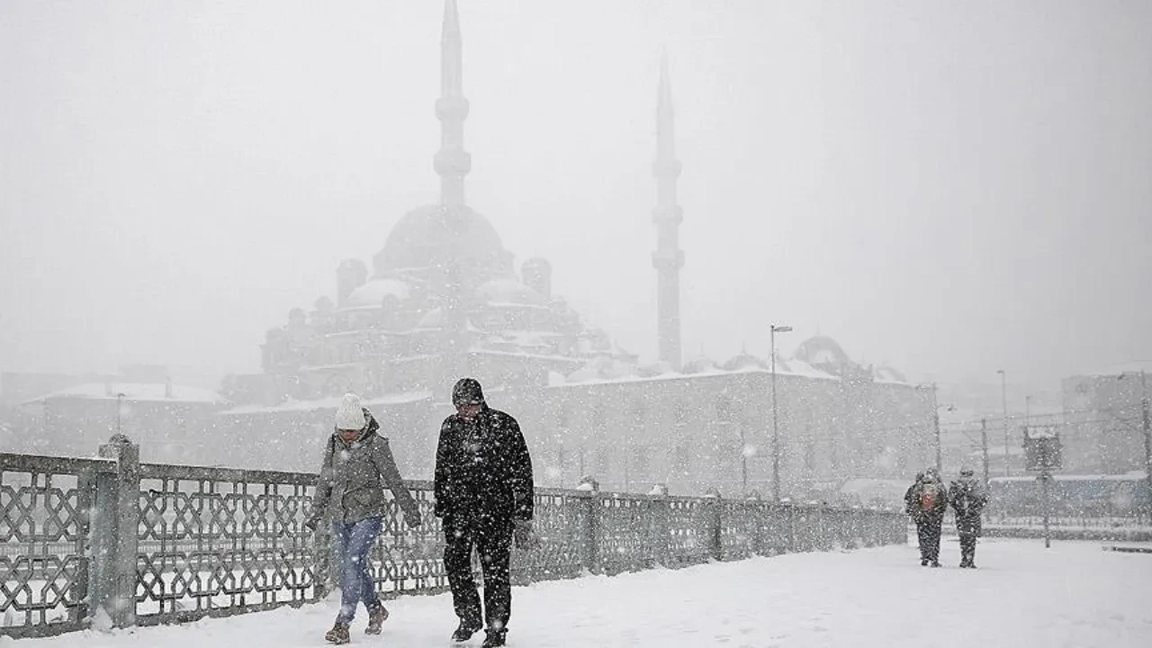 İstanbul'da yarın okullar tatil mi, son dakika? 29 Aralık İstanbul'da kar yağacak mı?