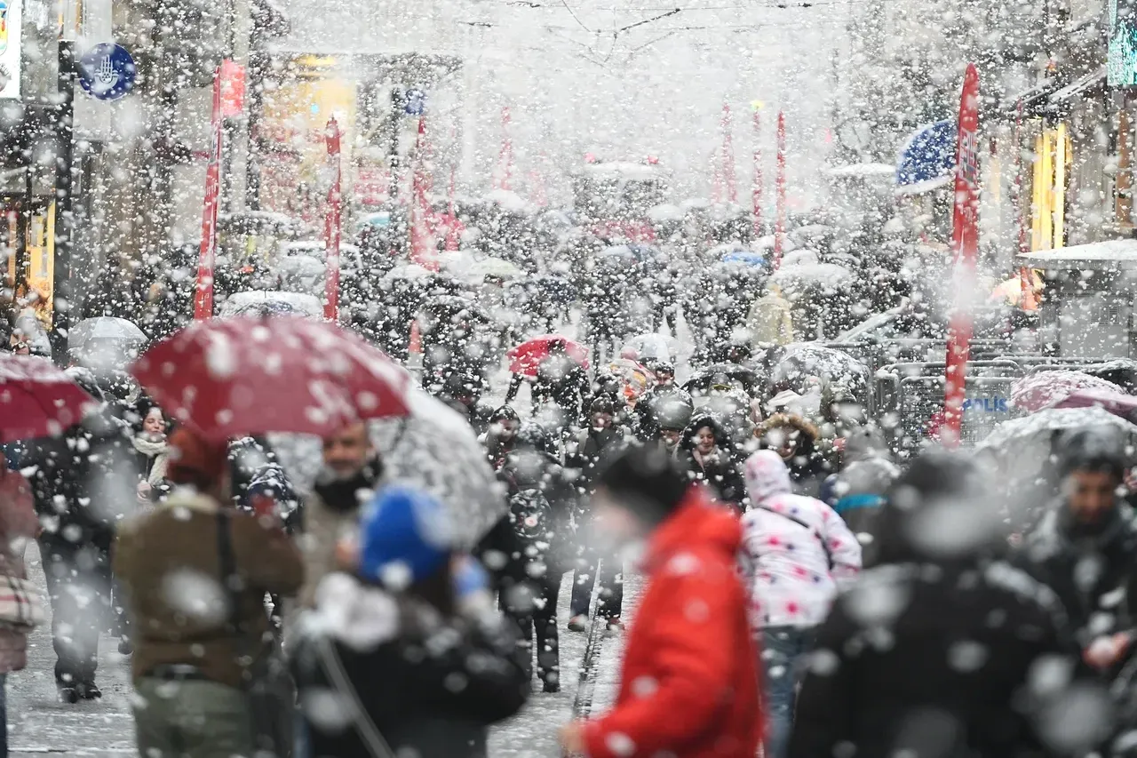 İstanbul'da yarın okullar tatil mi, son dakika? 29 Aralık İstanbul'da kar yağacak mı?