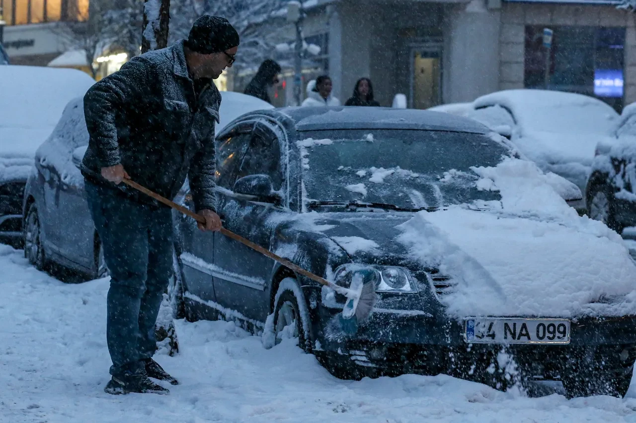 Kutup soğukları donduracak! Meteoroloji sarı ve turuncu kodla uyardı: Daha fazla kar geliyor