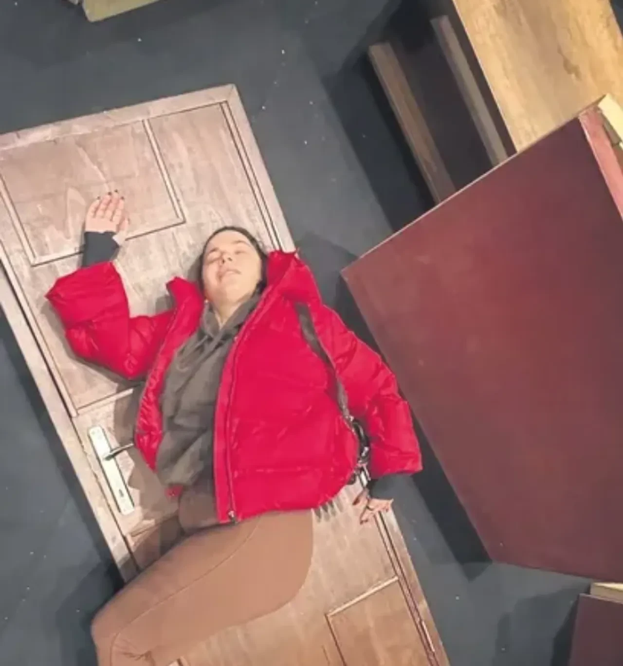 Aslı Bekiroğlu sahnede korkuttu! Bu hafta ameliyata alınacak 