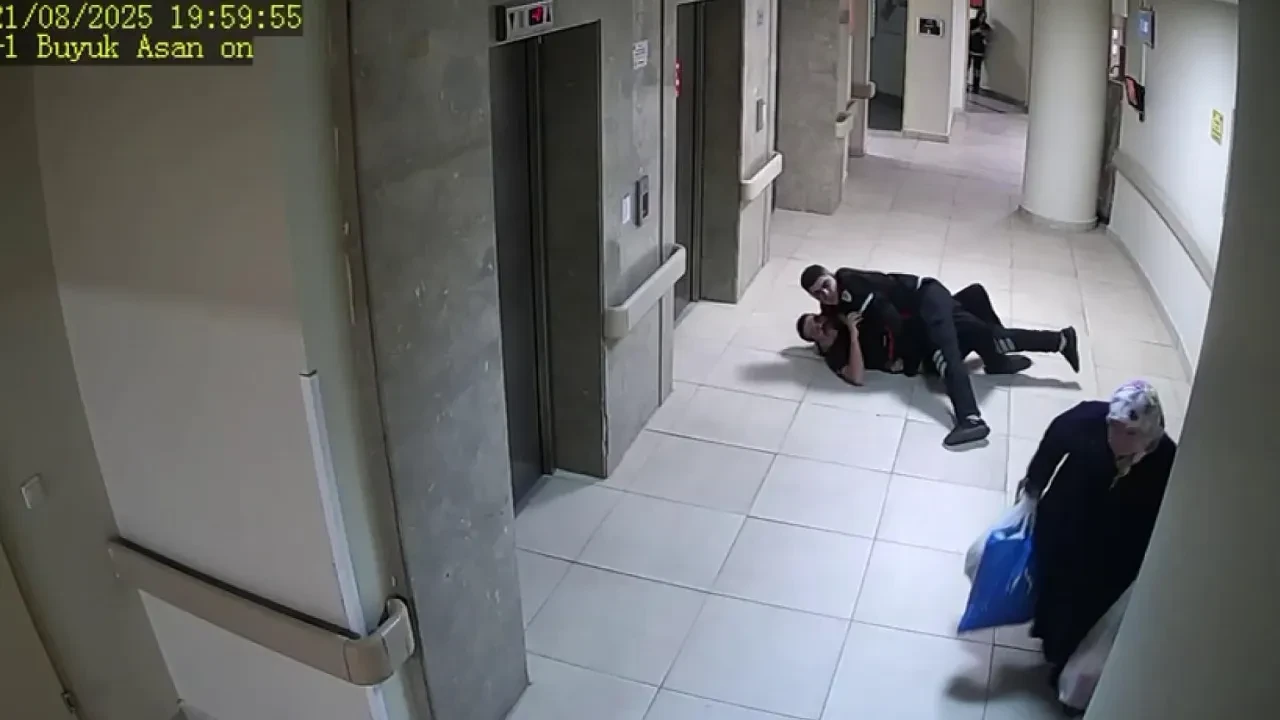 Eski eşini silahla yaraladı: Dehşet anları kamerada!