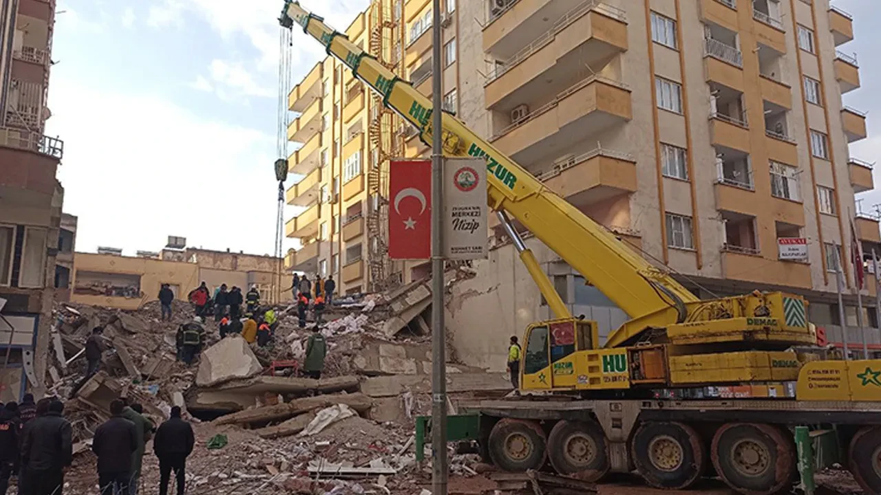 Gaziantep'te 51 kişinin can verdiği Furkan Apartmanı'nın firari müteahhidi tutuklandı