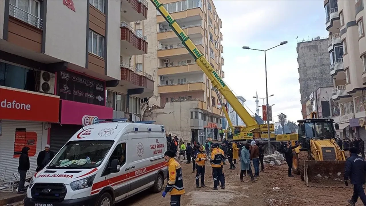 Gaziantep'te 51 kişinin can verdiği Furkan Apartmanı'nın firari müteahhidi tutuklandı