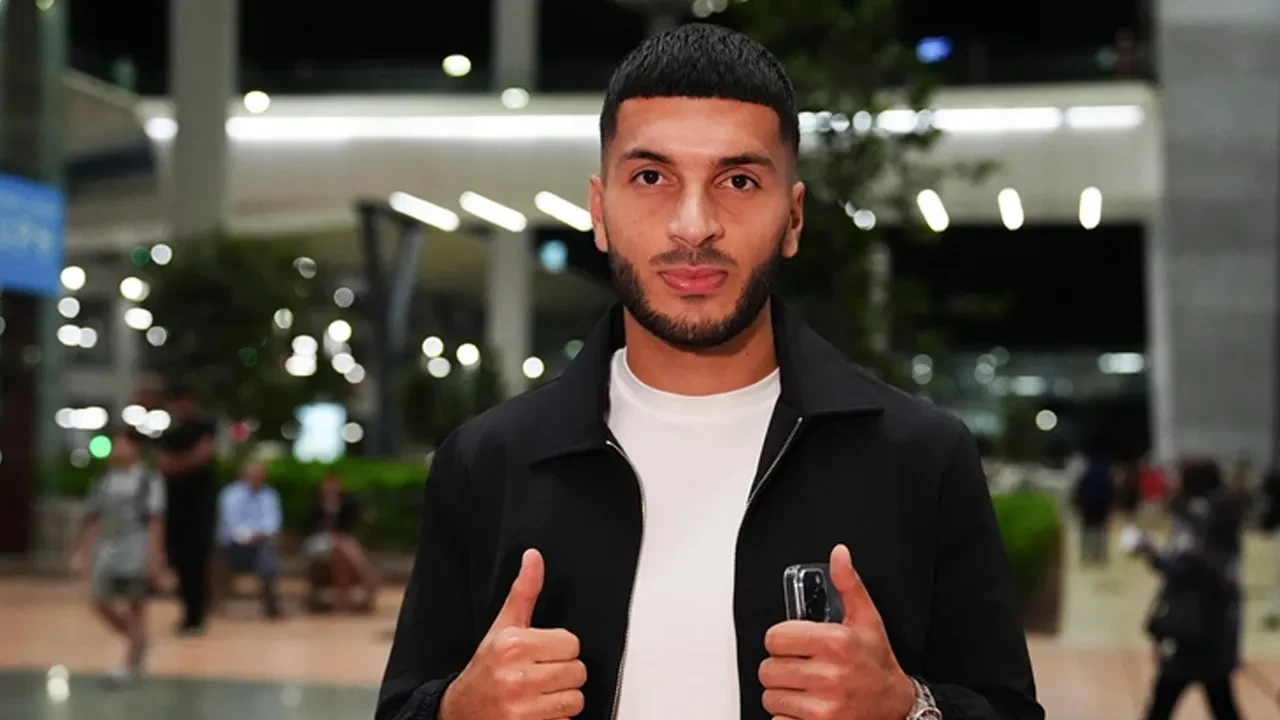 Trabzonspor tekliflerini sundu! Galatasaray ve Fenerbahçe'den iki oyuncu için geri sayım