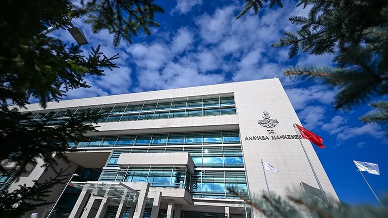 AYM'den 6 siyasi partiye mali denetim! Suç duyurusunda bulunuldu