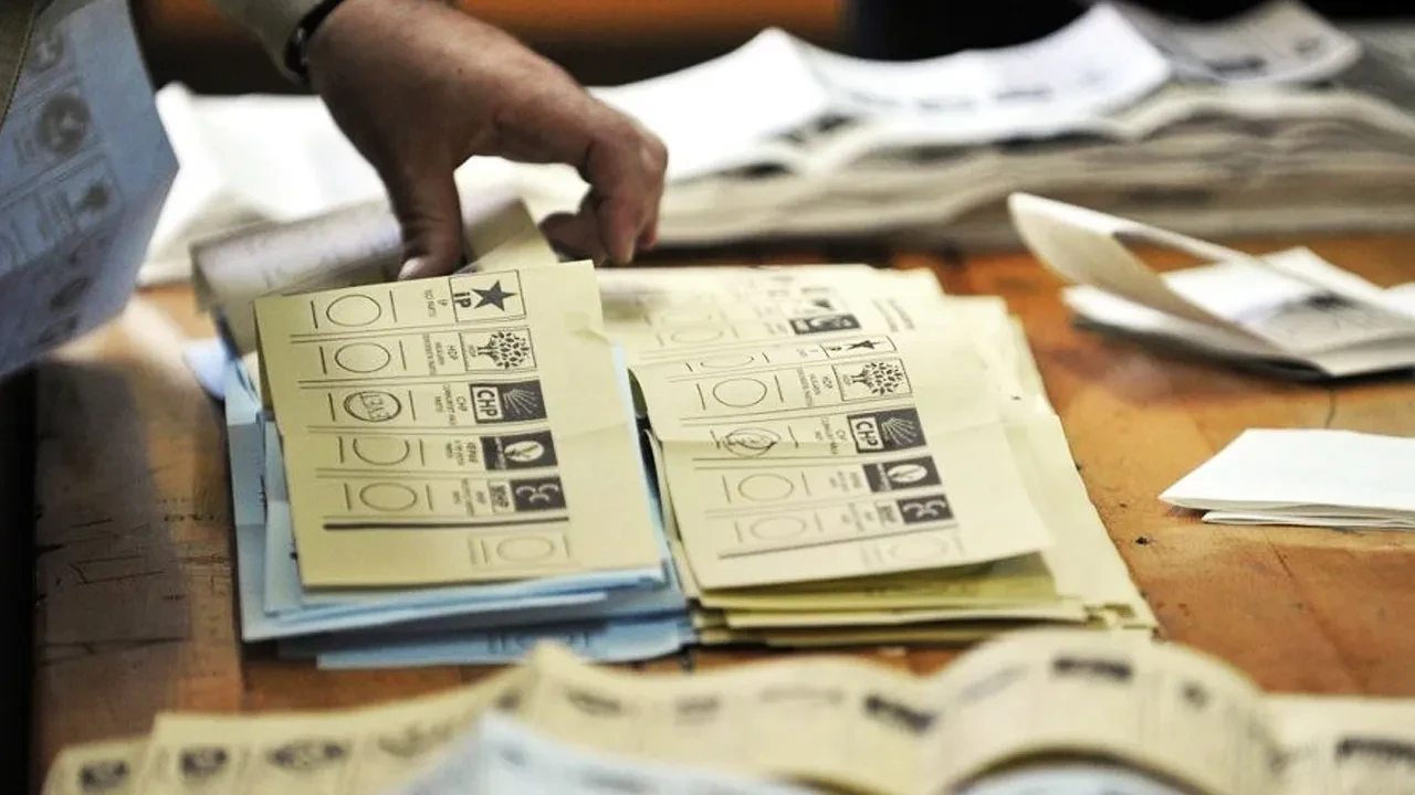 AYM'den 6 siyasi partiye mali denetim! Suç duyurusunda bulunuldu