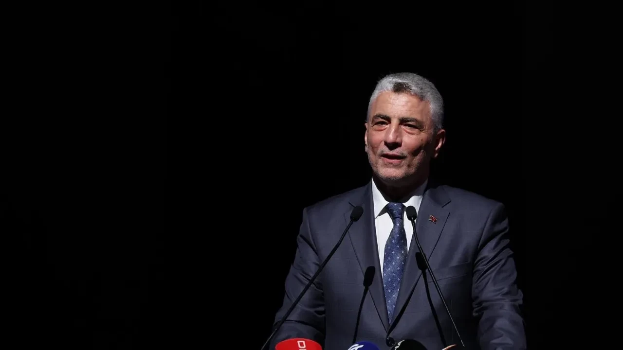 Bakan Bolat açıkladı: Enflasyon 48 ayın en düşük seviyesinde, hedef 2026’da 20’li rakamların altı