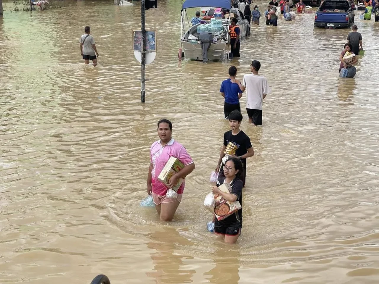 Can kaybı 1400'ü aştı: 3 ülkede hala çok sayıda kişi kayıp 