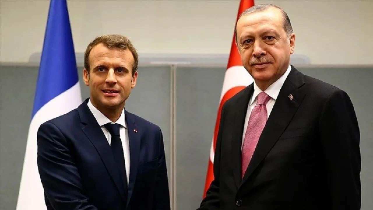 Cumhurbaşkanı Erdoğan, Emmanuel Macron ile görüştü