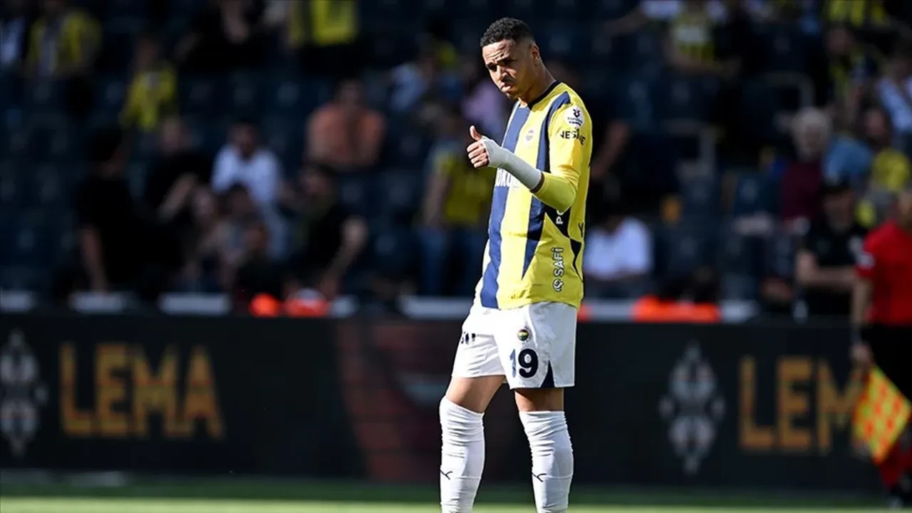 Fenerbahçe'den kritik En-Nesyri kararı! Derbi sonrası yönetim harekete geçti