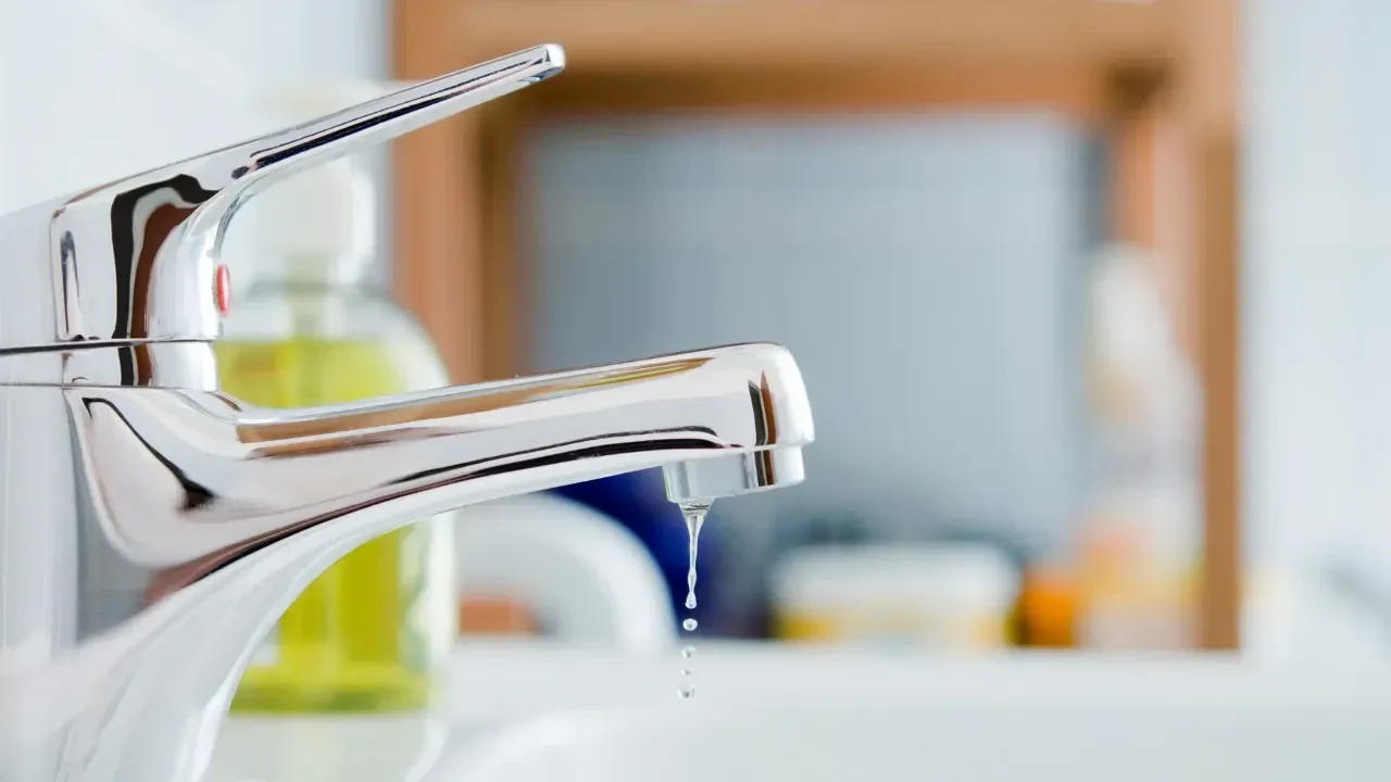 İzmir Güzelbahçe, Narlıdere su kesintisi ne zaman, saat kaçta bitecek? İZSU 24 saat süreyle su kesintisi yapılacağını duyurdu