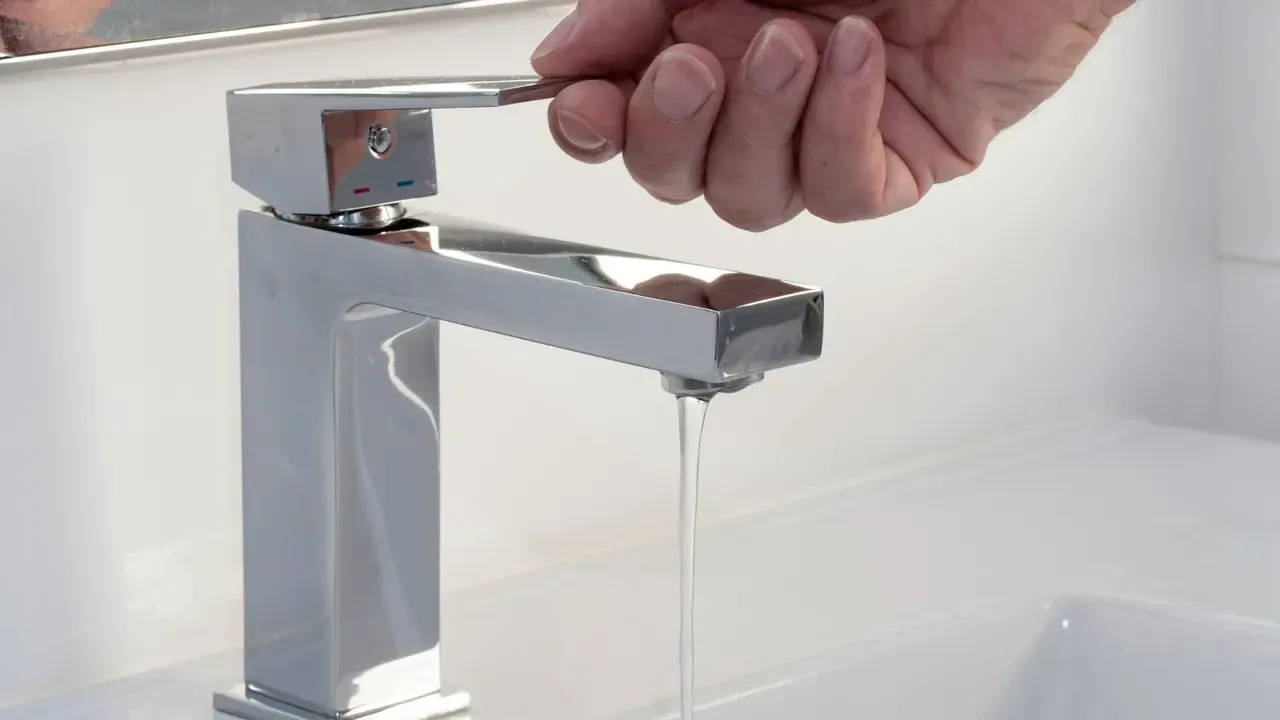 İzmir Güzelbahçe, Narlıdere su kesintisi ne zaman, saat kaçta bitecek? İZSU 24 saat süreyle su kesintisi yapılacağını duyurdu