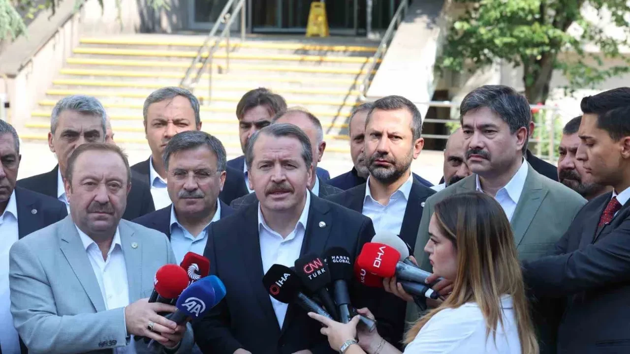 Memura seyyanen zam çıkışı! Memur-Sen'den kritik açıklama geldi