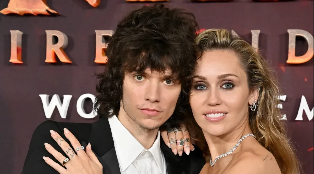 Miley Cyrus ile Maxx Morando evleniyor 