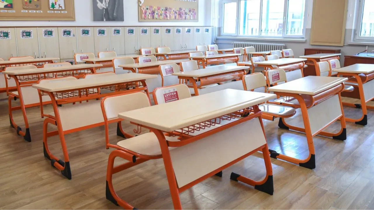 Okula başlama yaşı değişiyor mu? MEB'den akran zorbalığı düzenlemesi