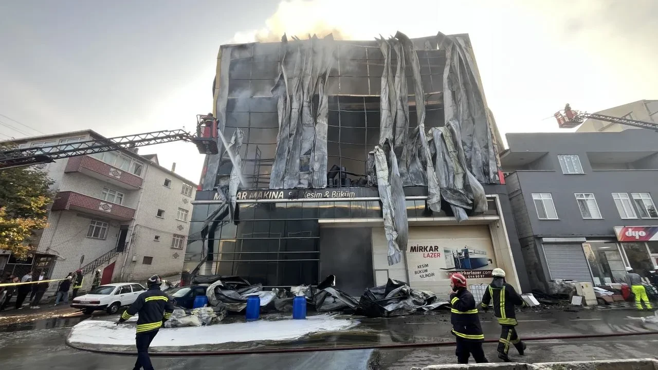 Parfüm fabrikası faciasında skandal olay! İşçilerin sigortalarını öldükleri gün yaptılar